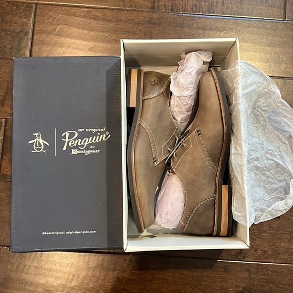 Penguin Men's Brown Leather Shoes size 10.5 - Picture 6 of 8